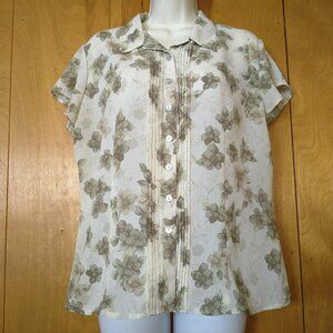 Laura Scott Women's Medium Short Sleeve Button Front Floral Blouse Lightweight